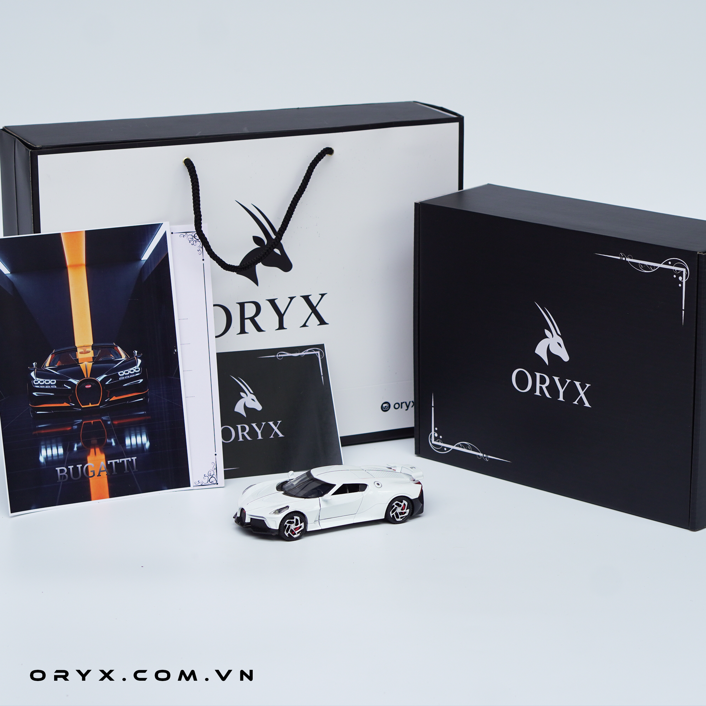 Bugatti La Voiture Noire trắng 2