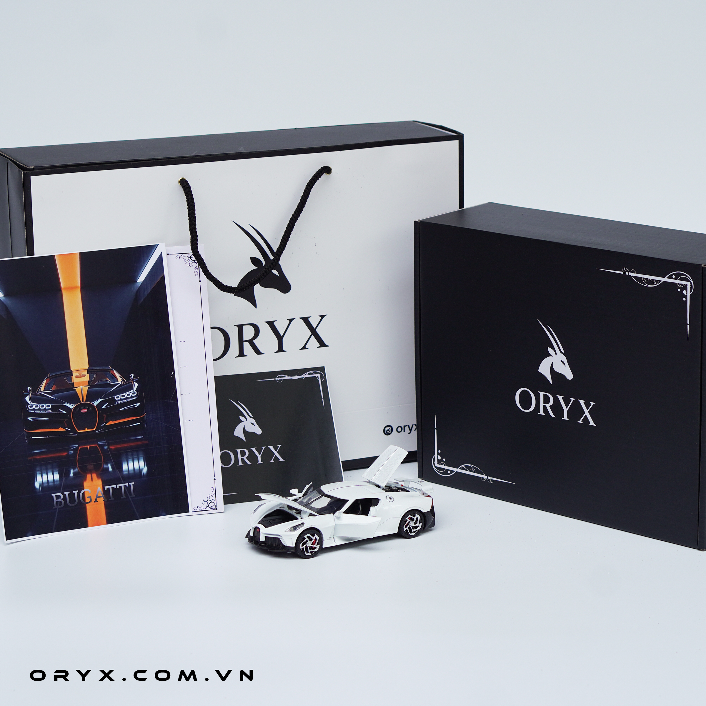 Bugatti La Voiture Noire trắng